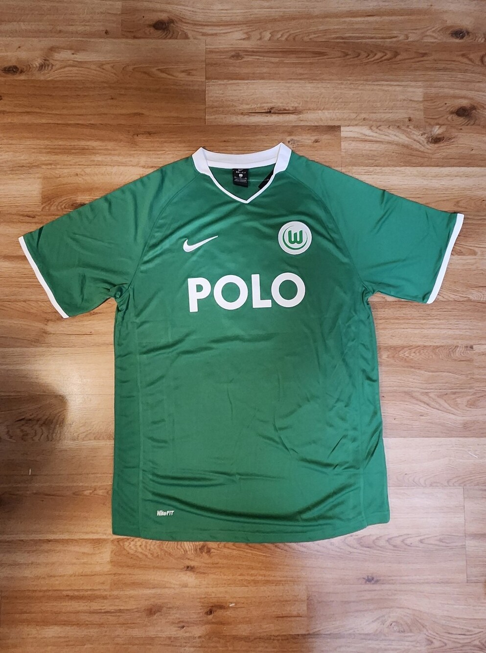 Wolfsburg Edin Dzeko #9 Home 08/09 Jersey XXL